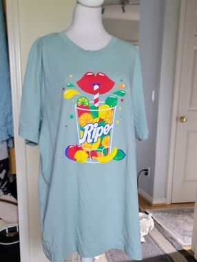 Ripe Mint Green Tee with Gray Logo